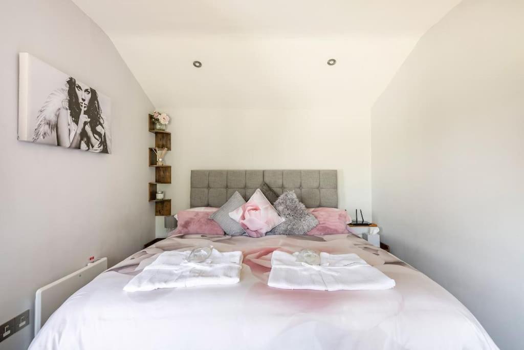 The Summerhouse, Countryside Retreat With Private Hot Tub بريدغنورث المظهر الخارجي الصورة