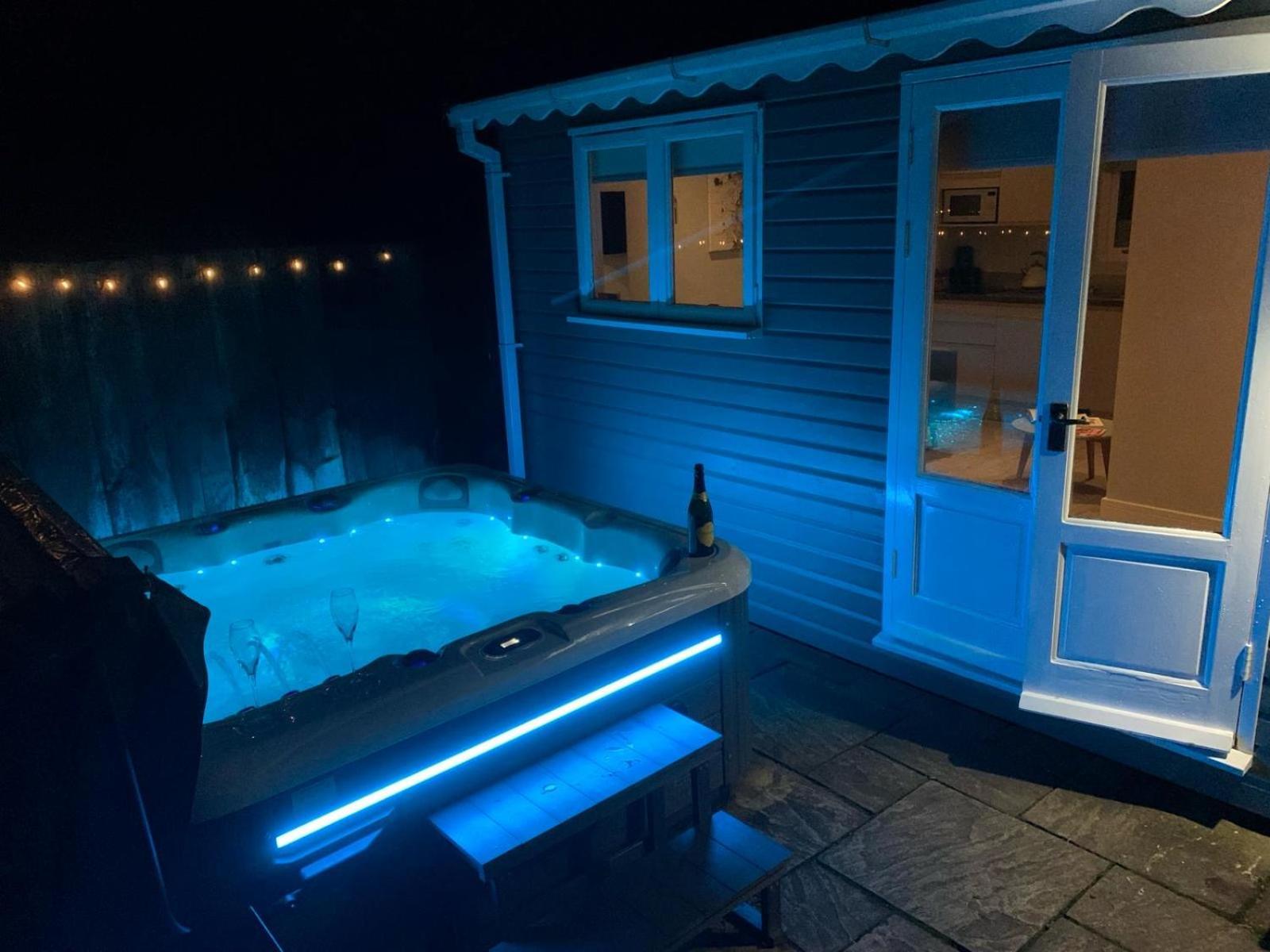 The Summerhouse, Countryside Retreat With Private Hot Tub بريدغنورث المظهر الخارجي الصورة